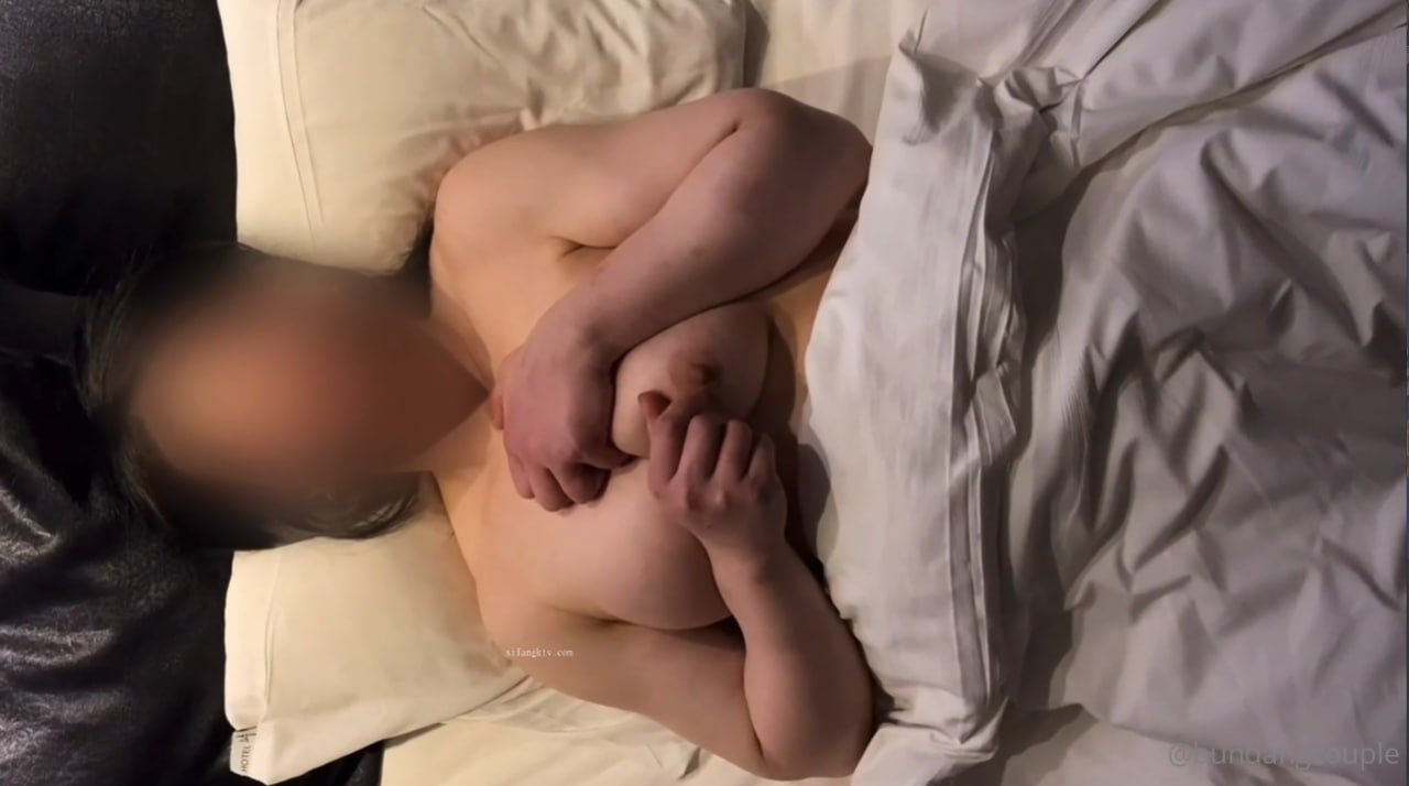 比女人还女人 长发可爱型的娇小 很想好好的照顾一番